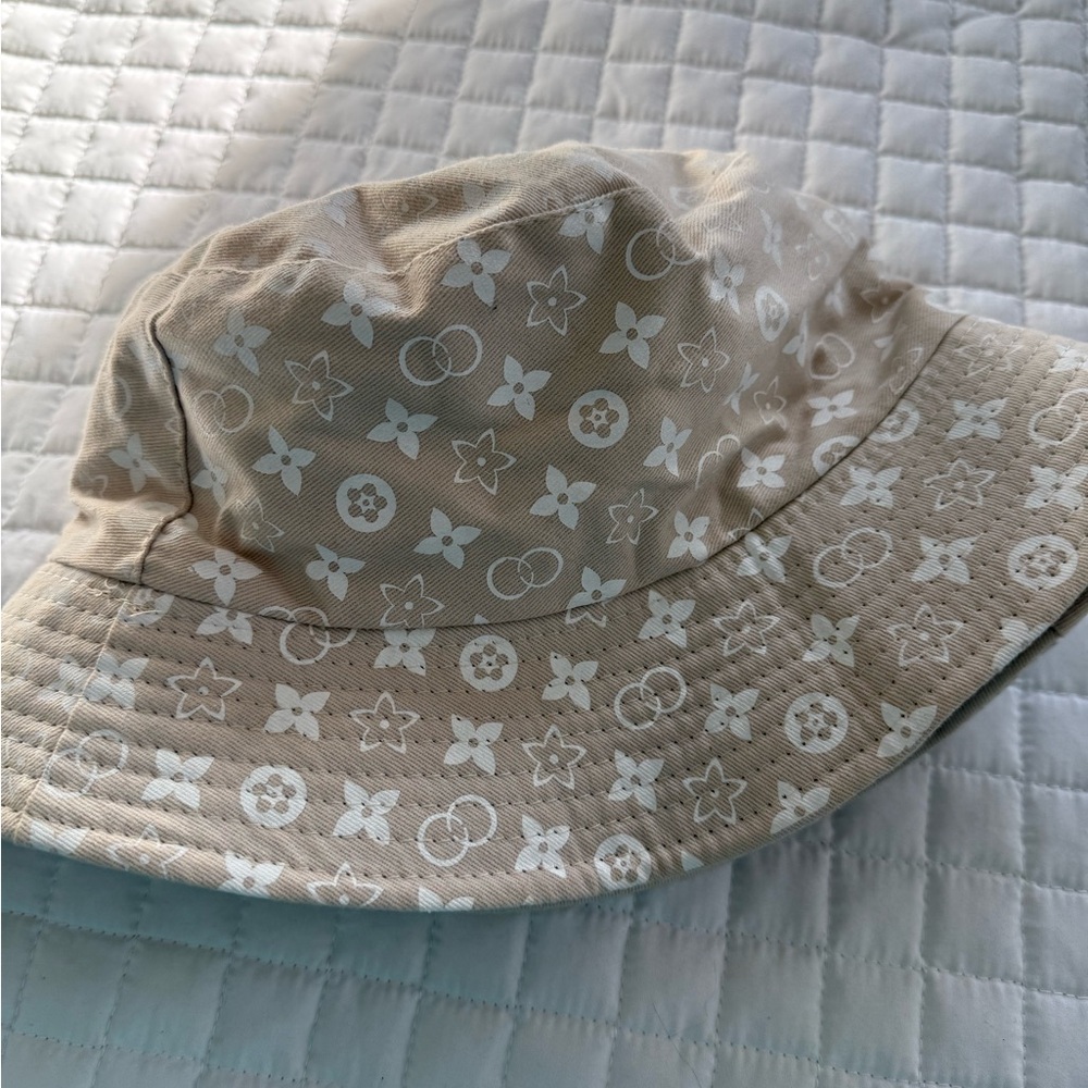 LV print bucket hat